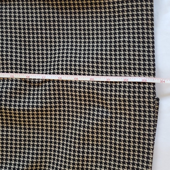 Dana Buchman Houndstooth Skirt, 4P - Picture 11 of 14